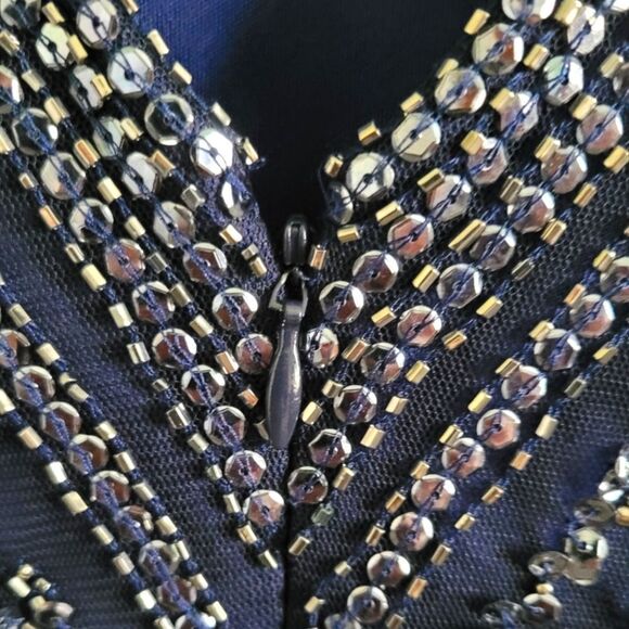 Aidan Mattox Elegant Formal Navy Sequin Dress Size 6 - Picture 12 of 15